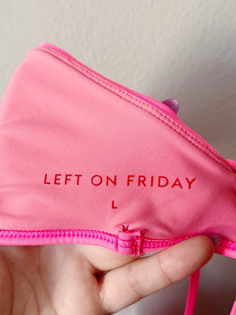 Left On Friday LOF Reef Bikini Swim Top Zinc Neon Pink A-C Cup Size Large Beach - Picture 11 of 11